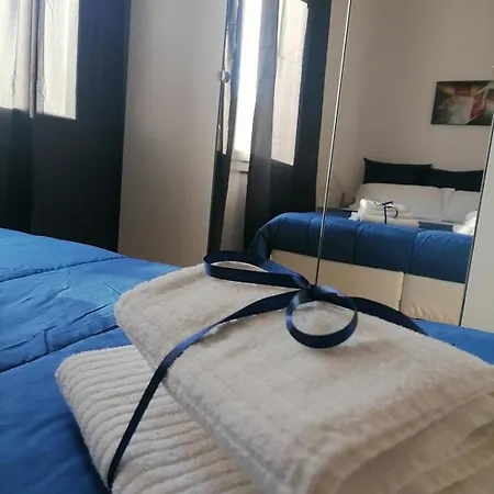 Appartamento A Pirri, Via E. Toti. Cagliari. Rosas Rooms.